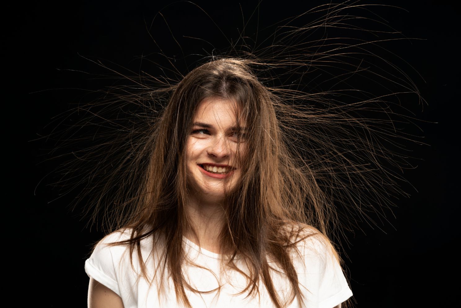 Taming Winter Hair: Your Guide to Fighting Static and Frizz