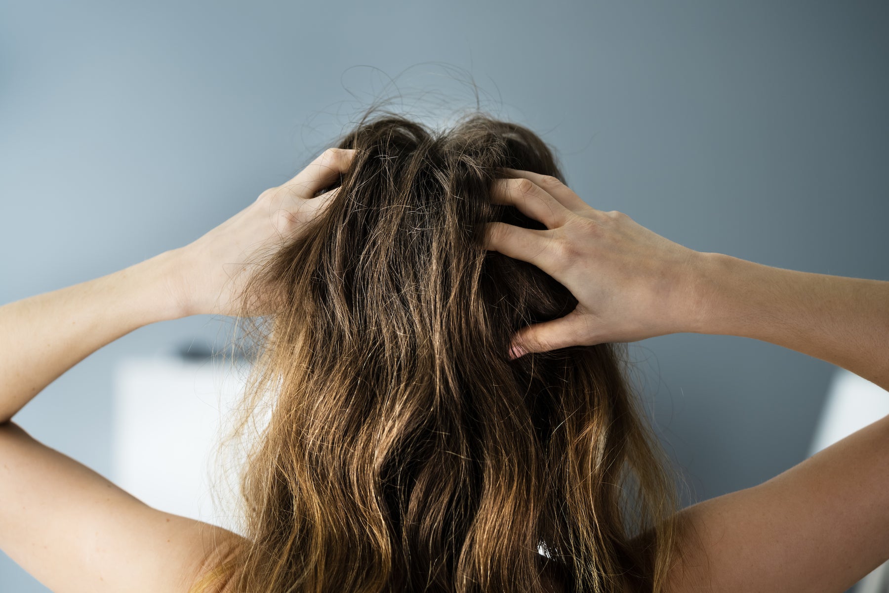 Dry Hair Causes, Symptoms and Treatments - Toppik Blog Dry Hair Causes, Symptoms and Treatments - Toppik Blog